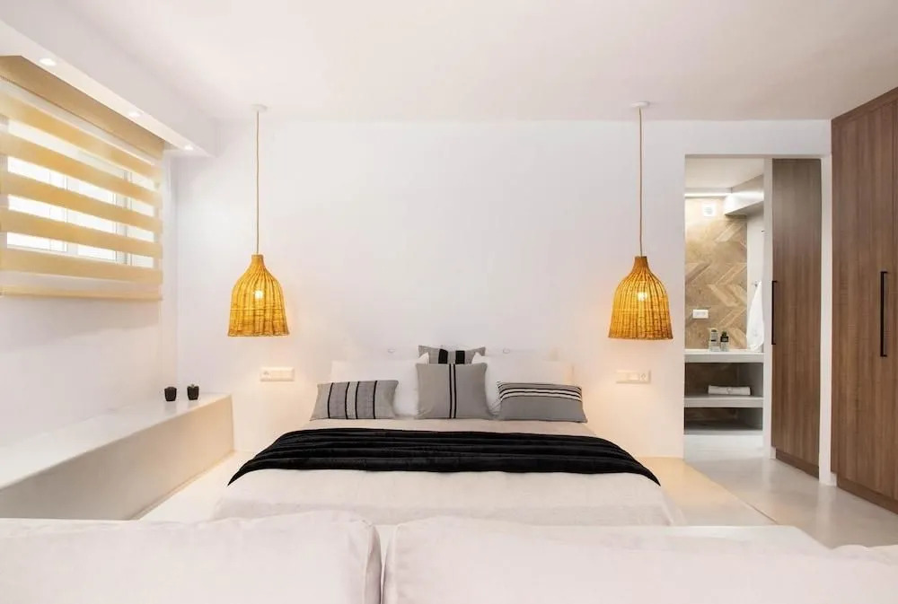 Pebble, an Idyllic Seaside Suite