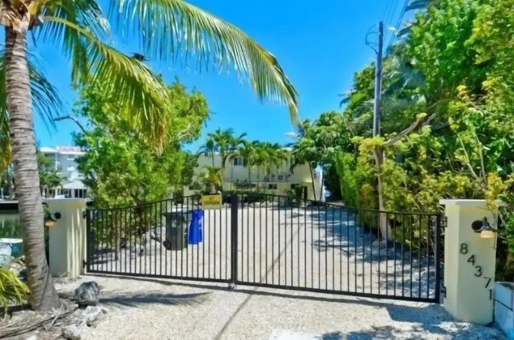 Waterfront Home With Beautiful Views 1 Bedroom Home by RedAwning