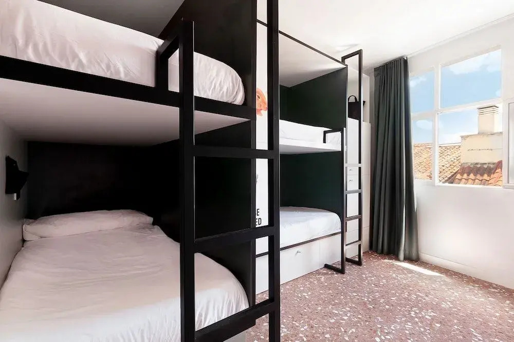 2060 The Newton Hostel