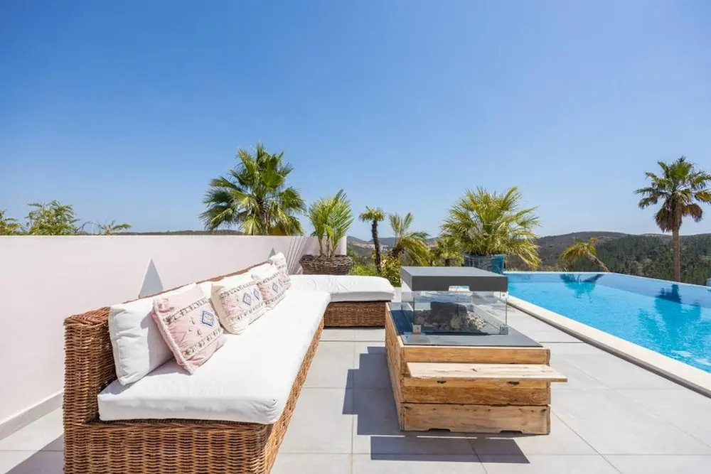 Private Bedroom in a Luxurious Villa, Budens