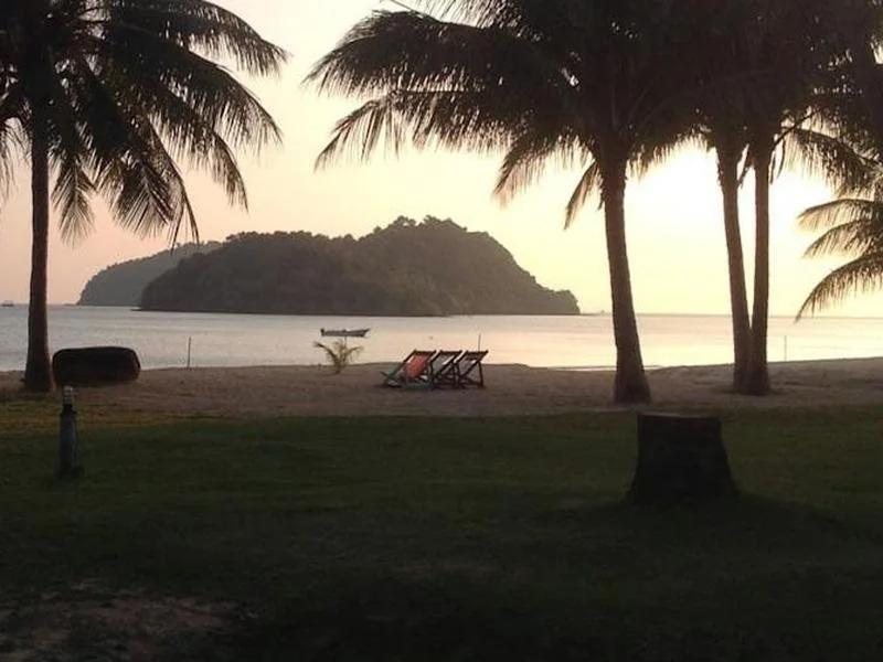 Holiday Beach Resort