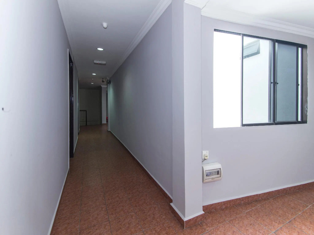 Super OYO 473 Comfort Hotel 2