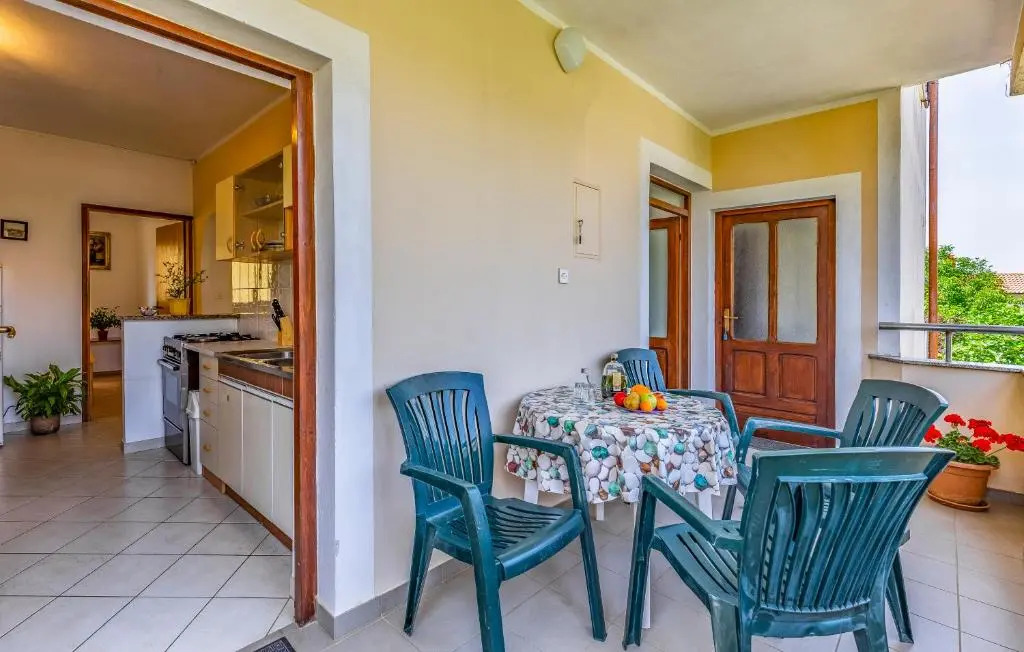Apartment Lorencin Milka
