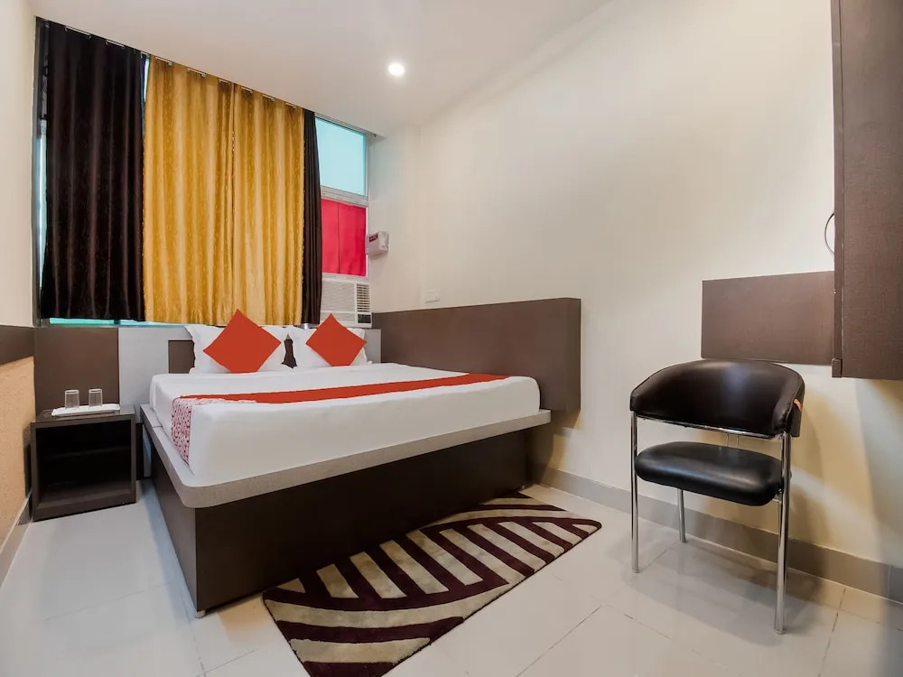 The Legend Inn by OYO Rooms