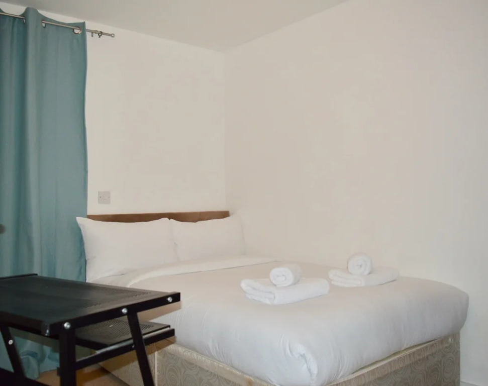 Comfortable 3 Bedroom Apartment in Manchester