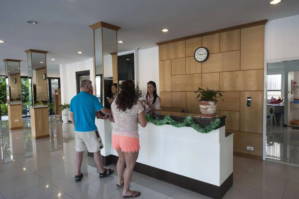 TH beach hotel