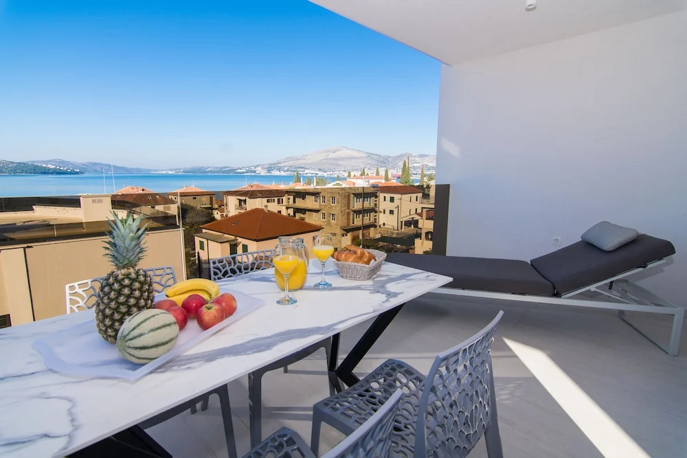 Villa 23 A heated pool