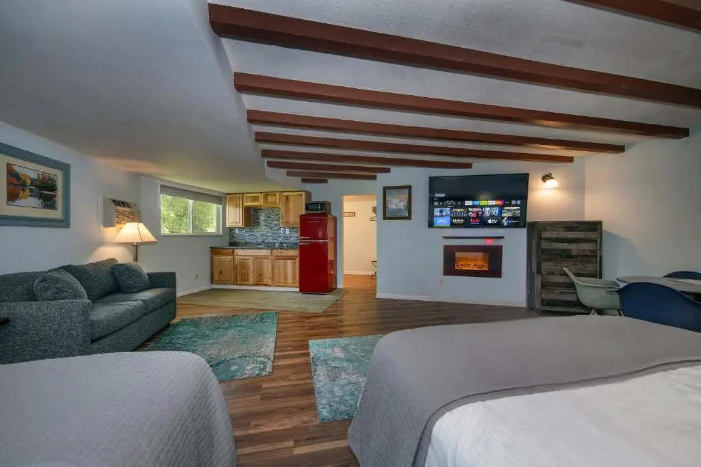 Silver Ridge Lodge