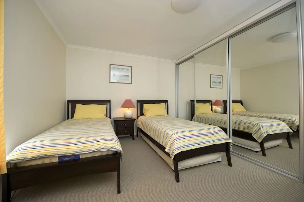 Sundeck Unit 6 - Shoal Bay