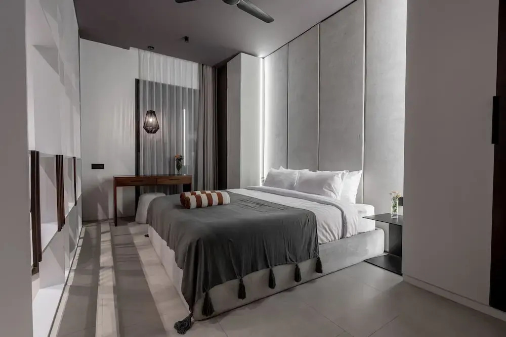 Sebelas Apartments by EVDEkimi - The Residence with Authentic Cafe in Ubud Center