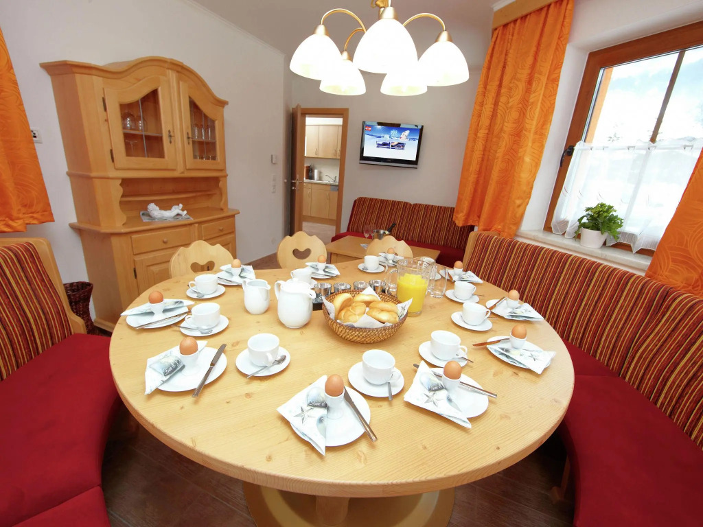 Luxurious Holiday Home in Saalbach-Hinterglemm with Sauna