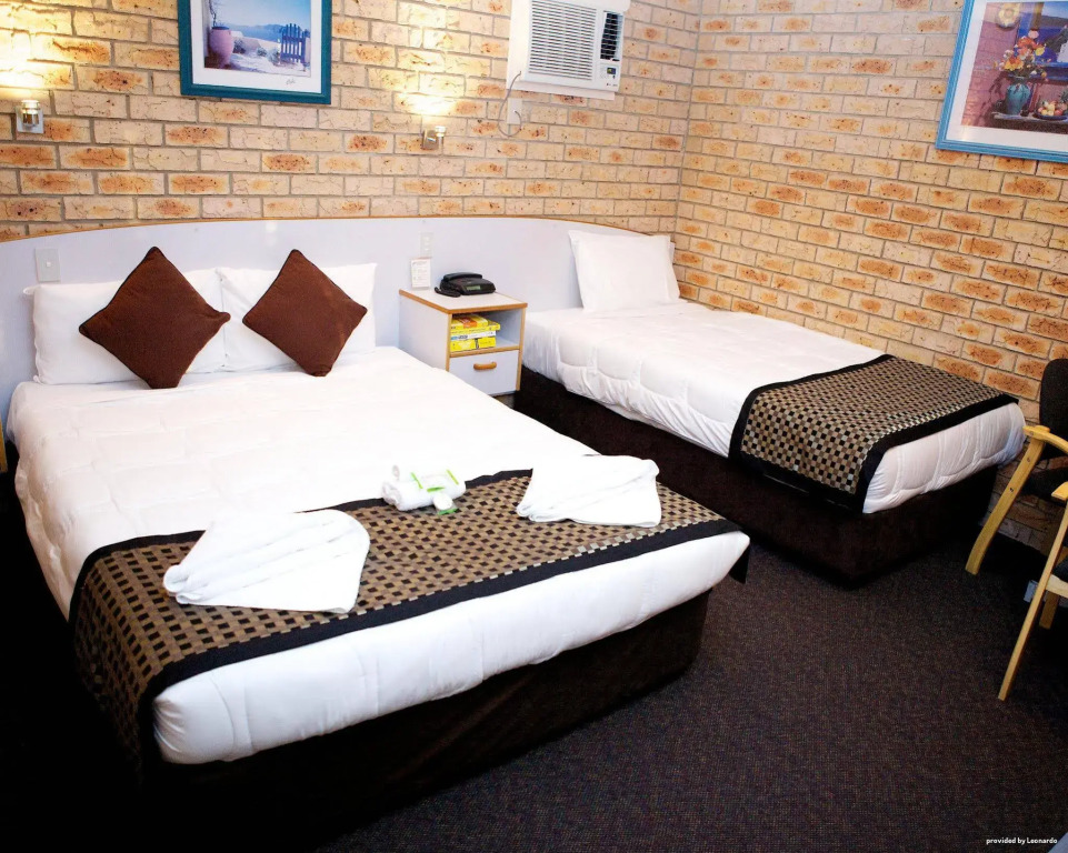 Kennedy Drive Boutique Motel & Nursery- Close To City Centre & Airport