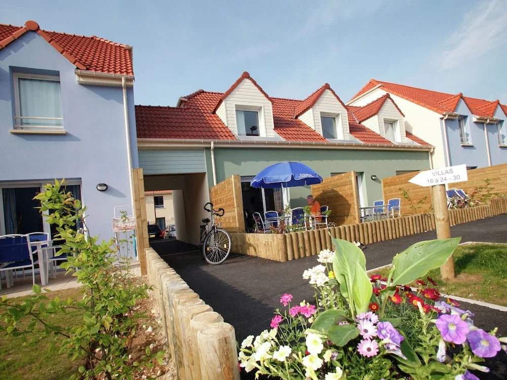 Charming Home Near the Beach