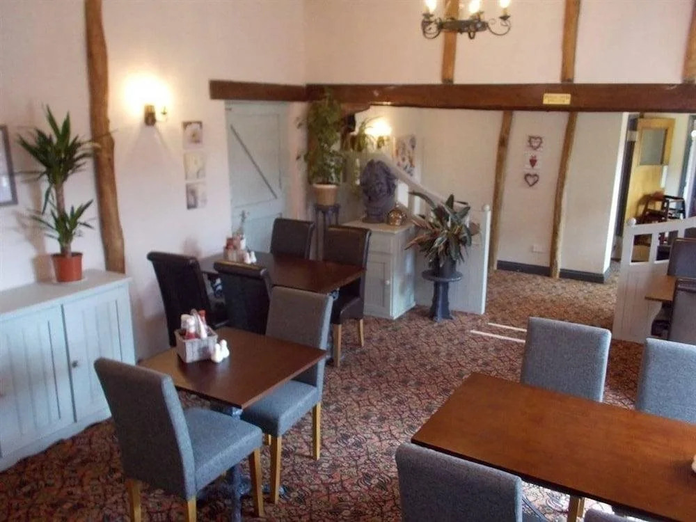 The Kings Head Inn, Home of The Acle Steak