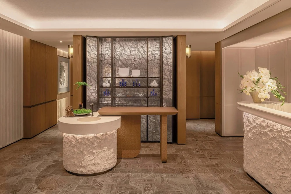 The Ritz-Carlton, Wuhan