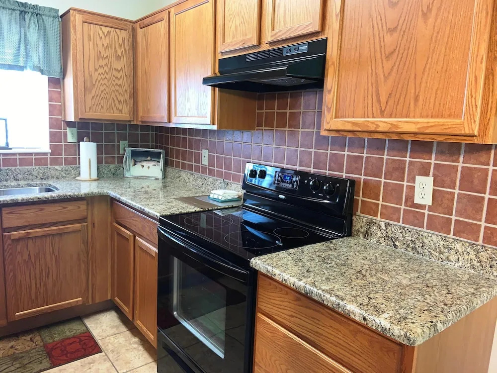 Cedar Lodge 202