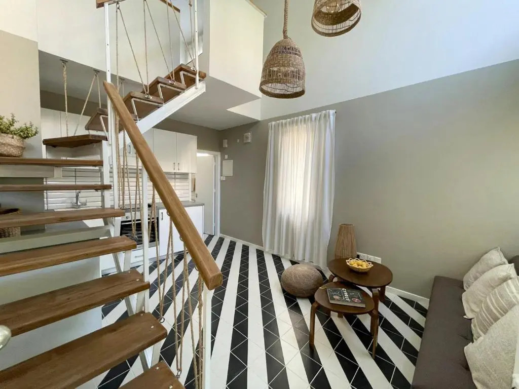 Stunning duplex studio apartment 150 metres from the Sea