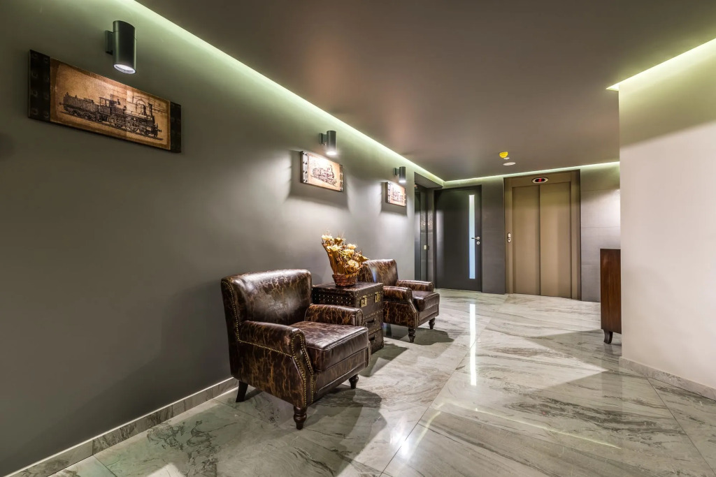 All Seasons Residence Design Hotel