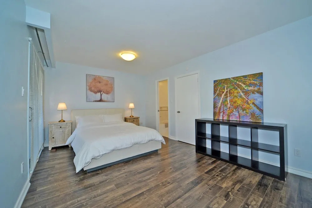 Toronto Luxury Suites