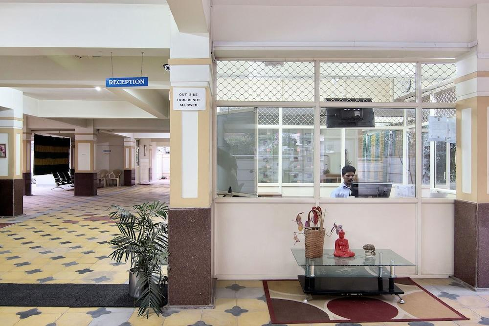 OYO 12458 SilverKey Madhapur