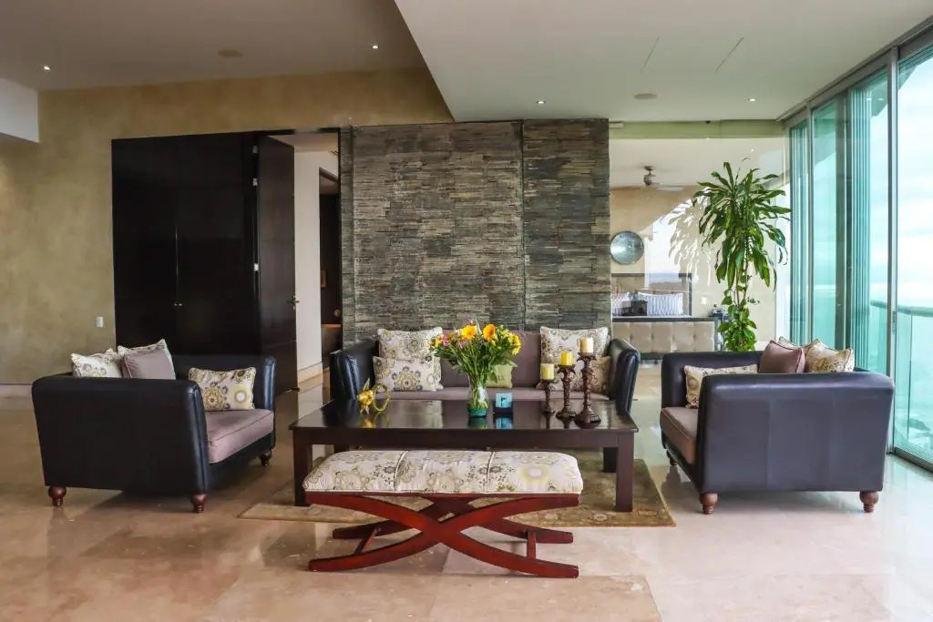 Spectacular 11,000 Sqft PenHouse fully staffed