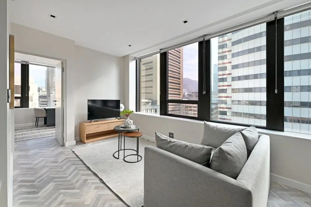 Stylish 1-bed Foreshore Apt Modern Comfort Views