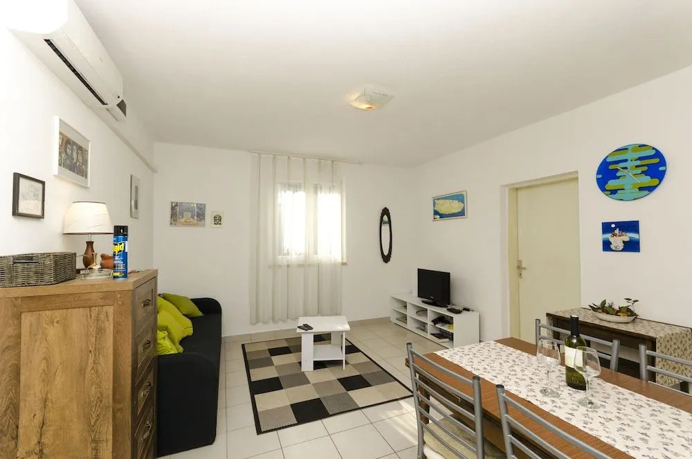 House Bojan