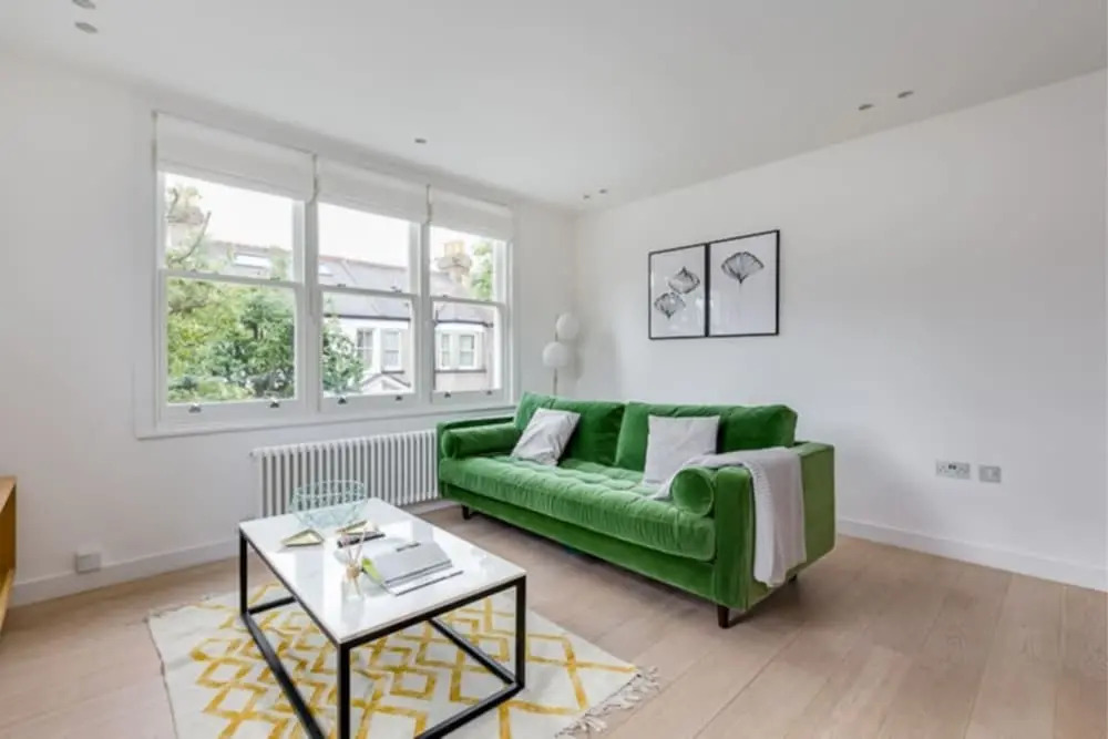 The Imperial Wharf Retreat - Modern 3BDR in Fulham with Rooftop Terrace
