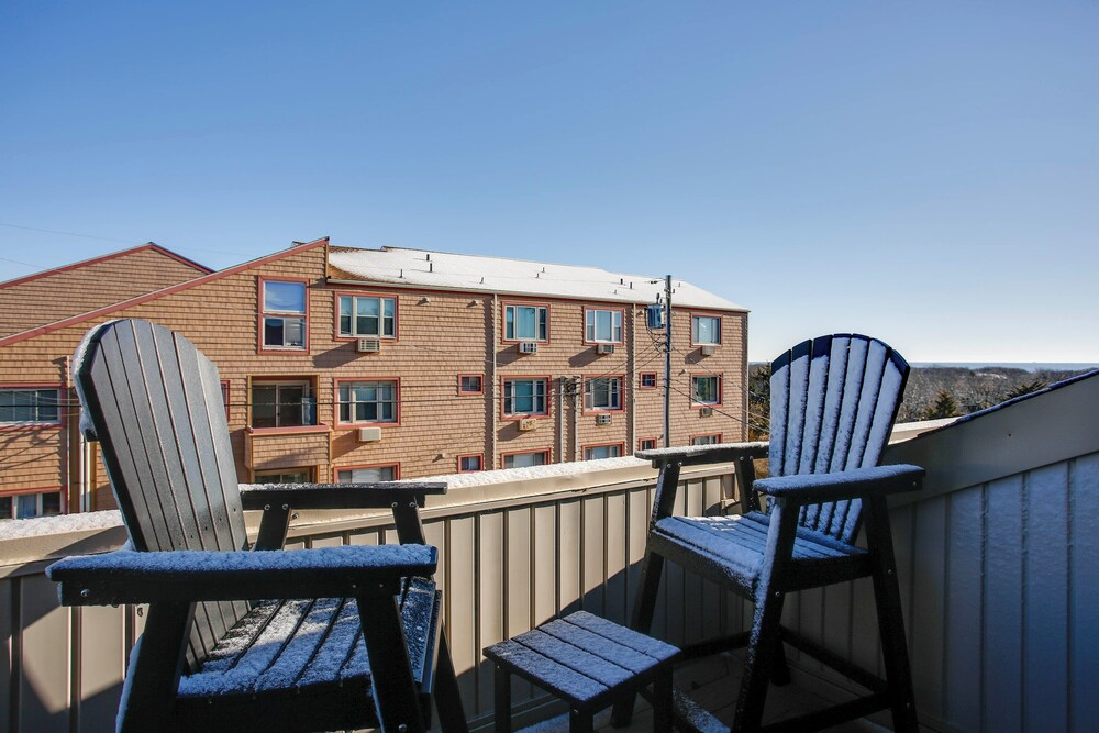 Steps to Brigantine Beach: New Jersey Beach Condo