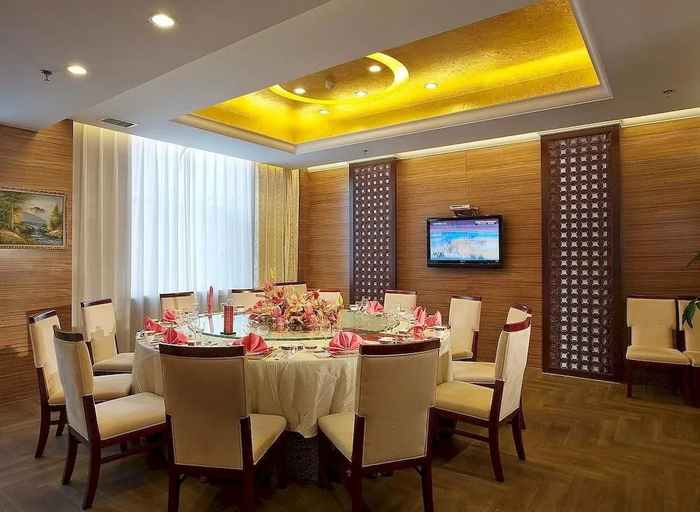 Chengde Tianbao Hotel
