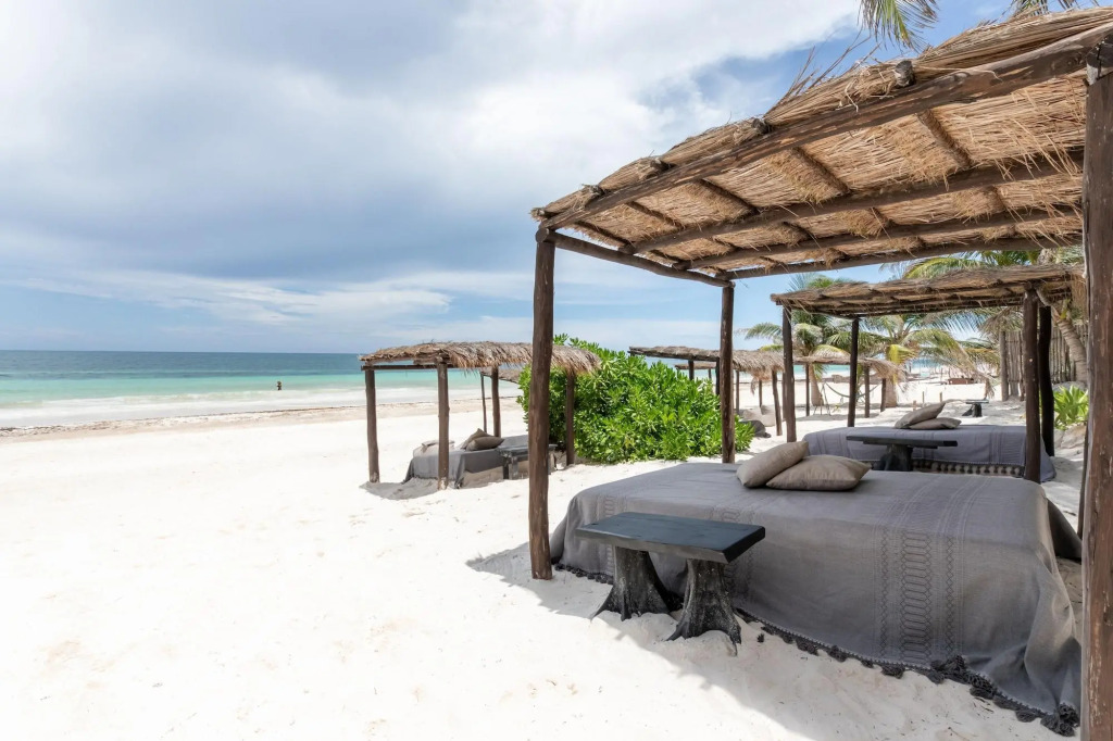 Los Amigos Beach
