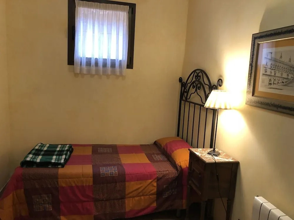ALBERGUE SAN SATURNINO