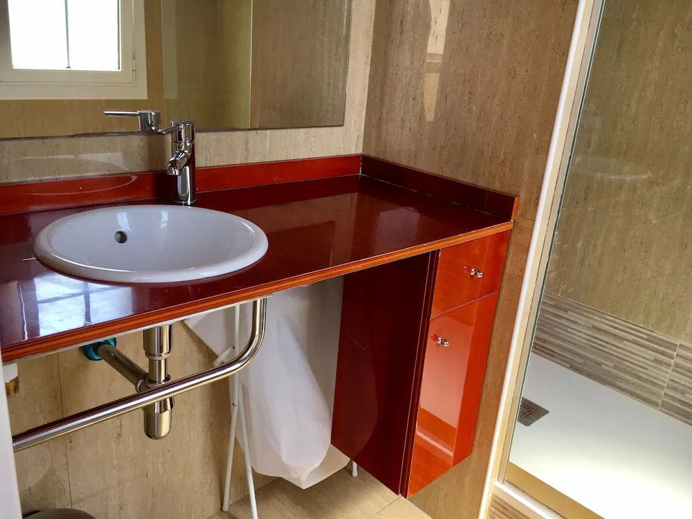 Apartamento Impecable Estancia Con Metro Delante