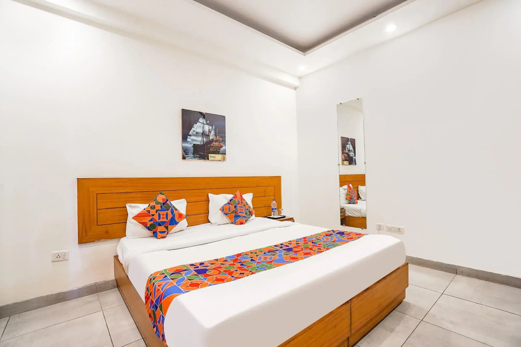 FabHotel NStay 32