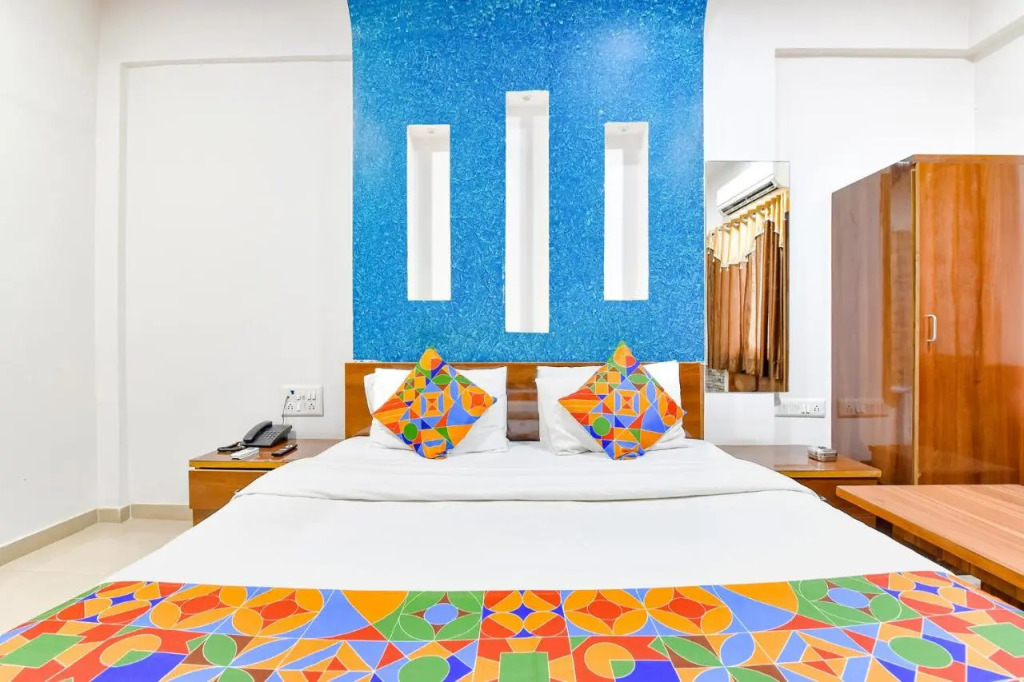 FabHotel Raj Ratna - Nr Ashram Road