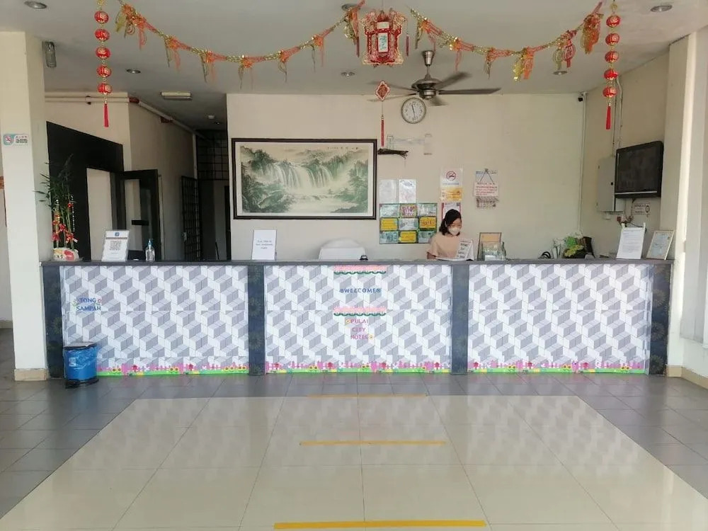 OYO 90392 Pulai City Hotel