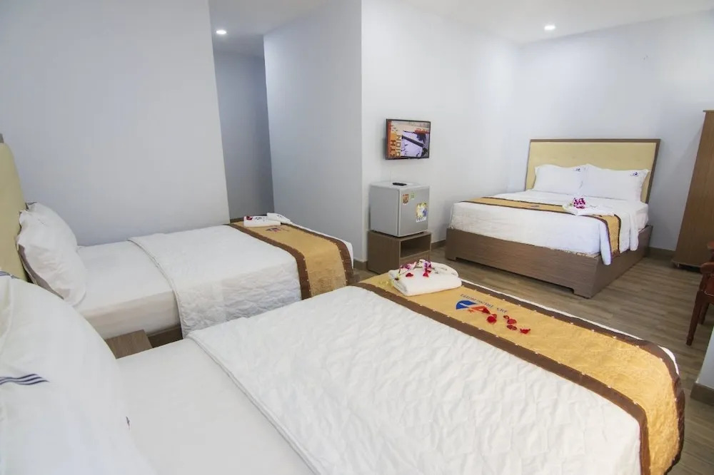 Duc Trung Hotel