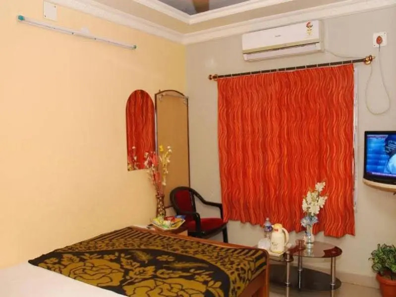 Holy Home Guest House
