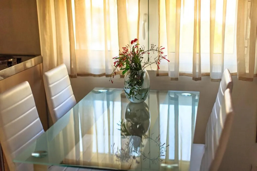 Villa Velzon Guesthouse