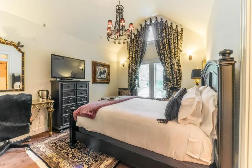 The Victoria Bed & Breakfast
