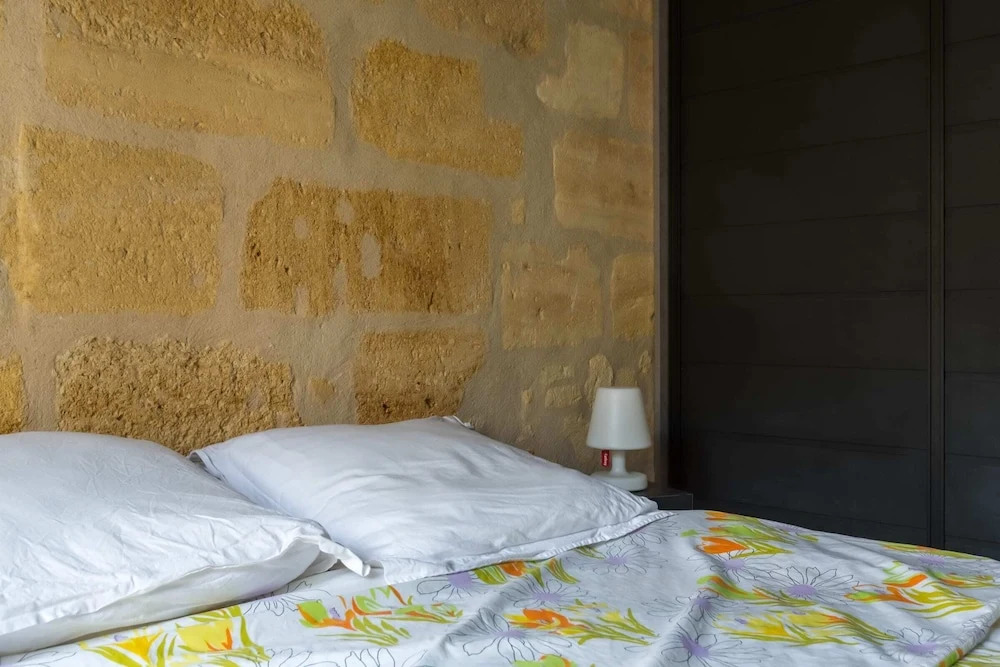 Beautiful Flat Near Grand Theatre for up to 4 Guests