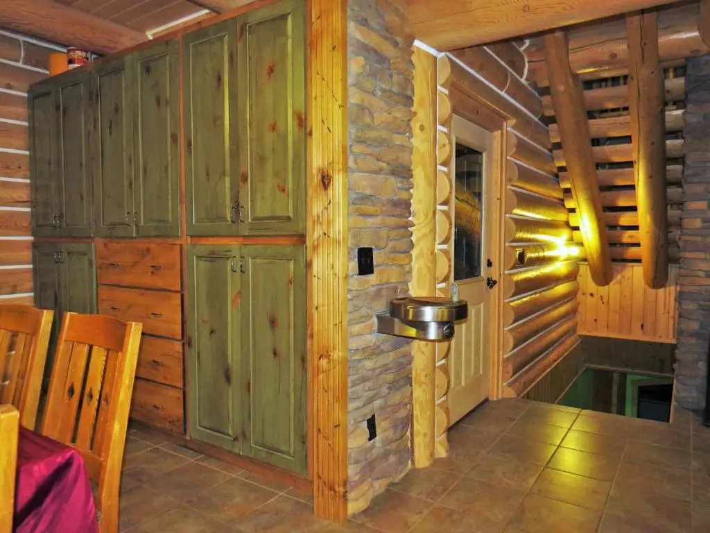 Teton Hostel HideAway