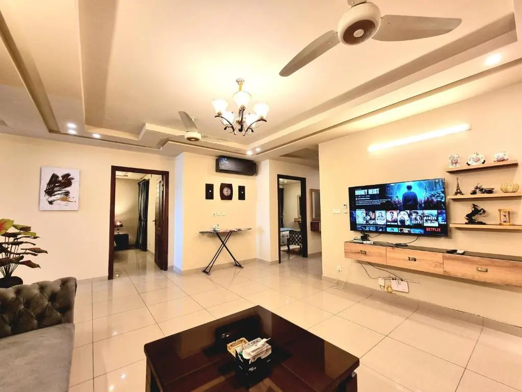 Executive 3 Bedrooms Apartment In Bahria Town