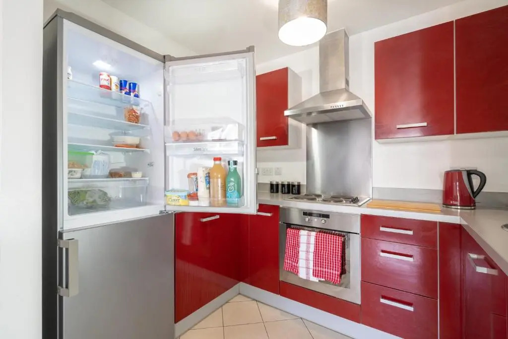MAEVELA Apartments - Ultra Lavish Luxury 2 Bed Apartment City Centre - With BALCONY - FREE SECURE PARKING - PS4 & Smart TV's