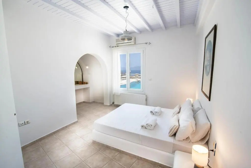 Stunning Villa 4BR in Mykonos