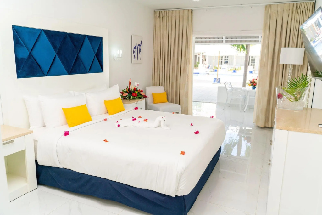 The SoCo House - All-Inclusive