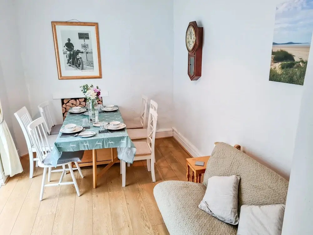 62 Danlan Road, Burry Port