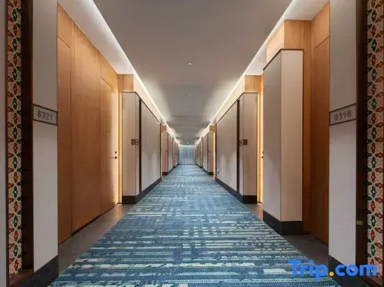 Luolan Hotel (Sanya Bay Joy City)