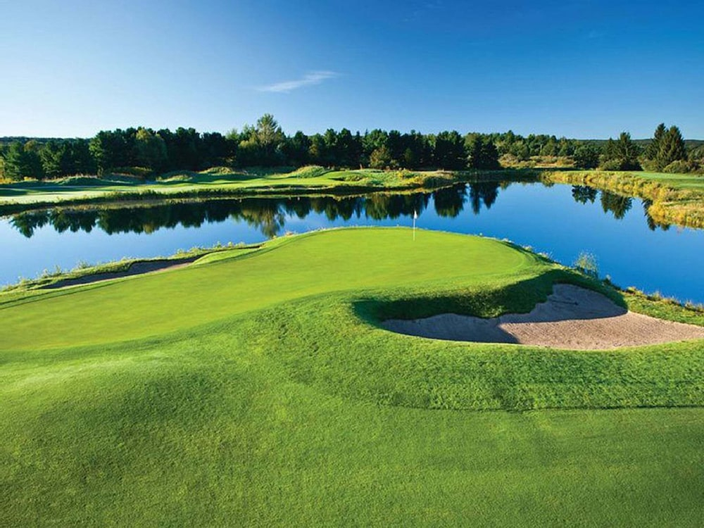 539 Bay Street Traverse City - Luxury Downtown Residences