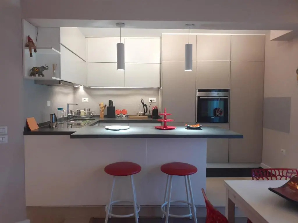 Lake View Apartment